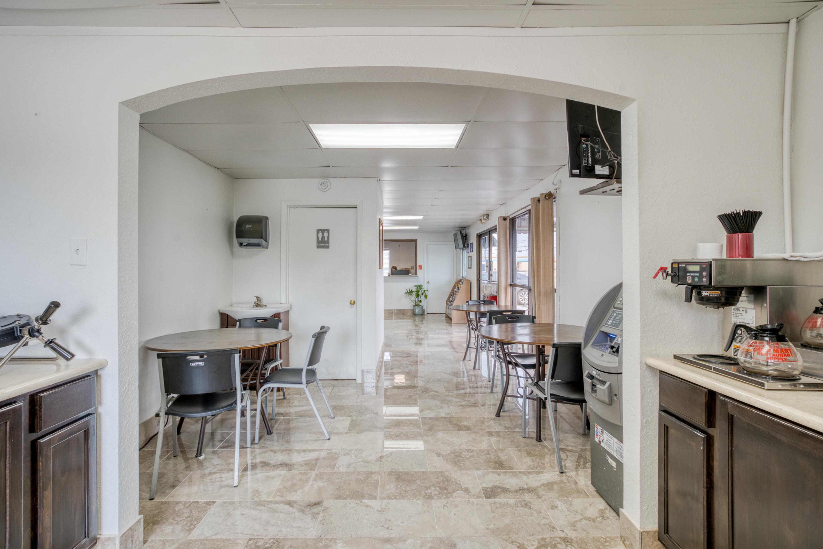 Oyo Hotel San Antonio Lackland Air Force Base West Екстериор снимка