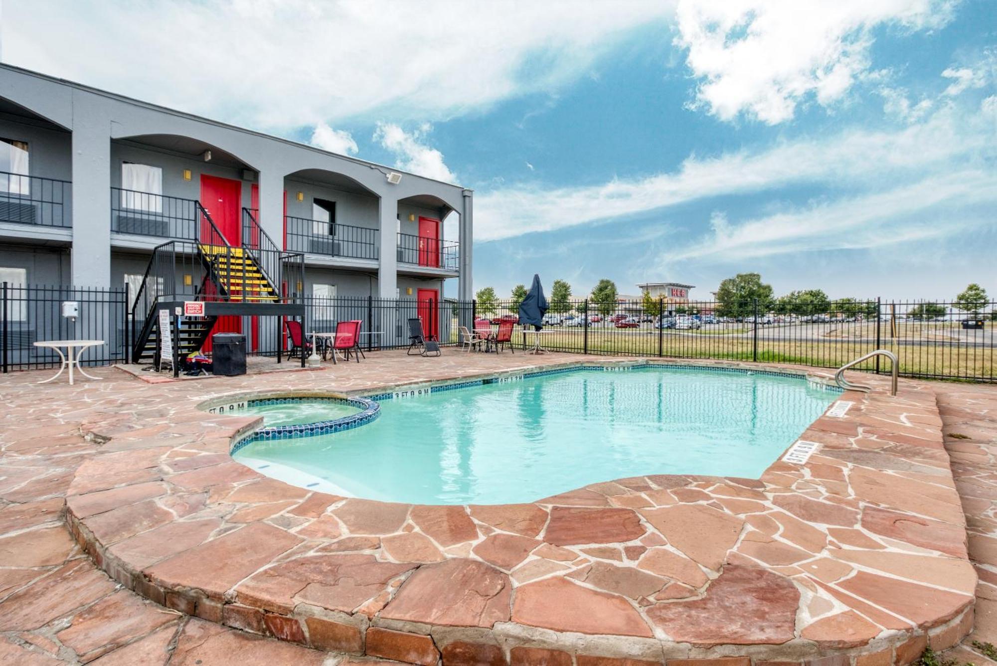 Oyo Hotel San Antonio Lackland Air Force Base West Екстериор снимка