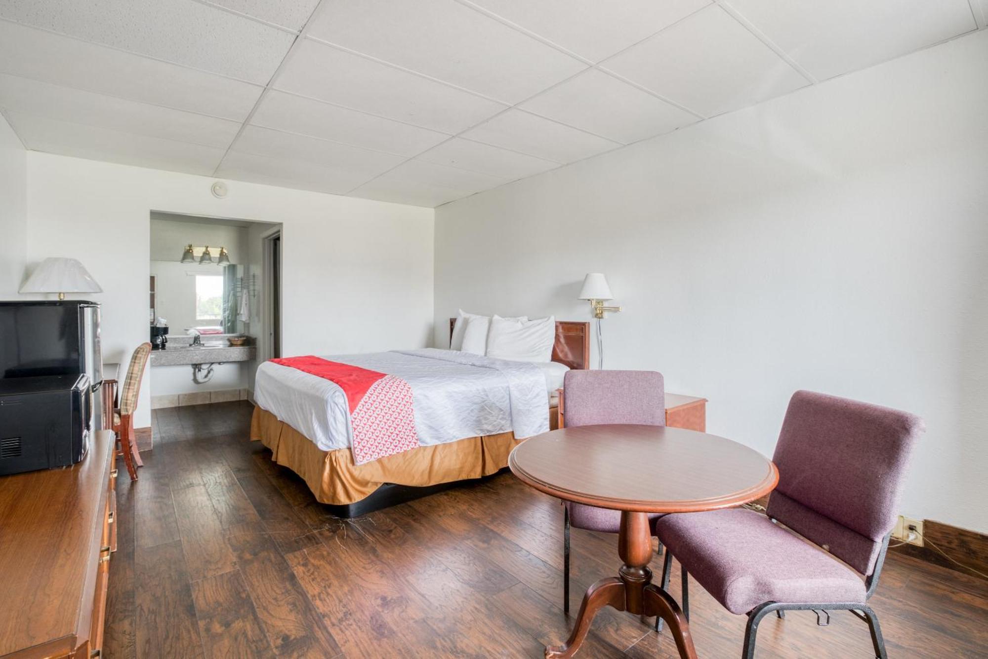 Oyo Hotel San Antonio Lackland Air Force Base West Екстериор снимка